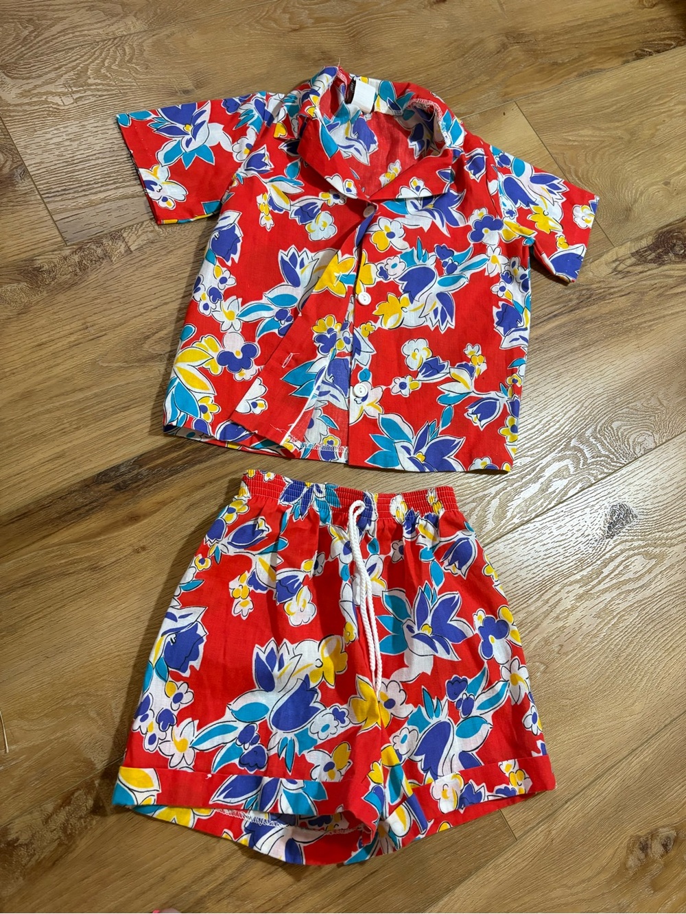 Vintage Faded Glory Small 2 Piece Kids Set